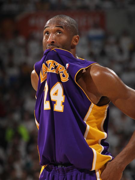 受瞩目的明 受瞩目的明