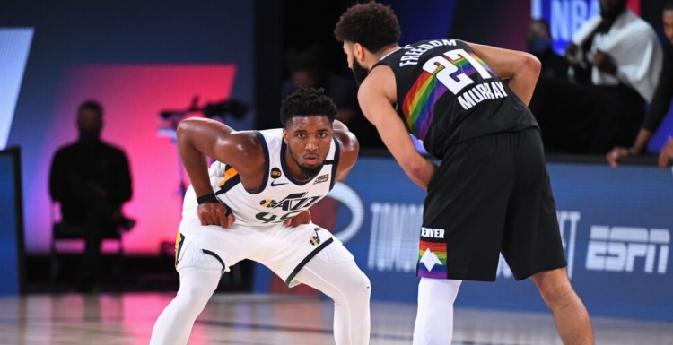 但背后藏着 但背后藏着