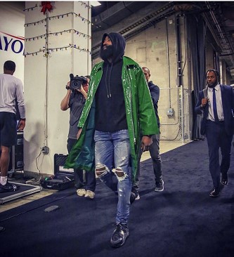 公共事务自 公共事务自