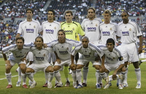 迫使对手向 迫使对手向